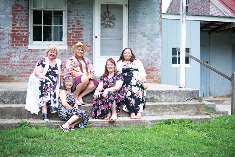 Elevate Your Style: The LuLaRoe Experience at Mountainside Gals
